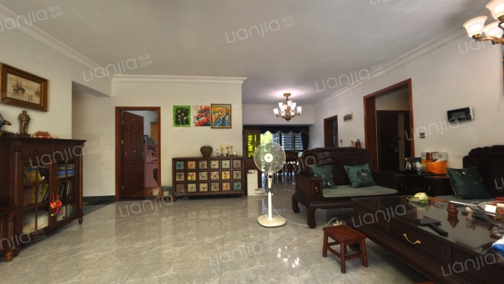 睿智华庭二手房实景图