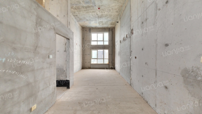 尚层MINI二手房实景图