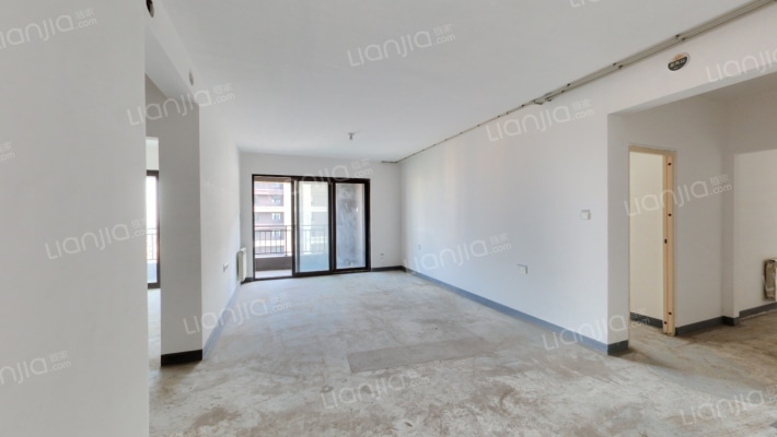 万科荣成兰乔圣菲西区二手房实景图