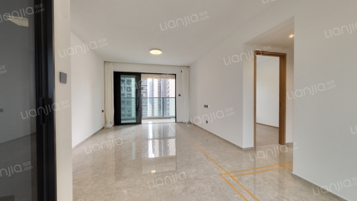 深业颐瑞府二手房实景图