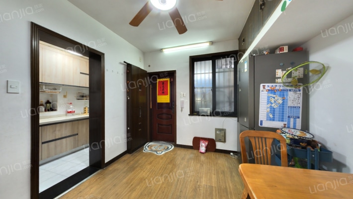 凤凰街小区二手房实景图