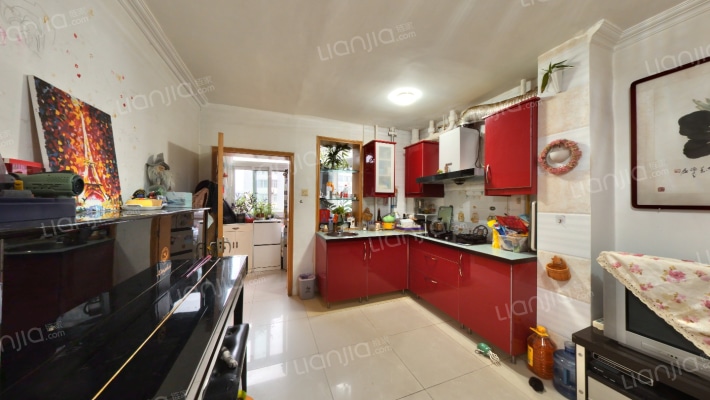 佟麟阁路62号院二手房实景图