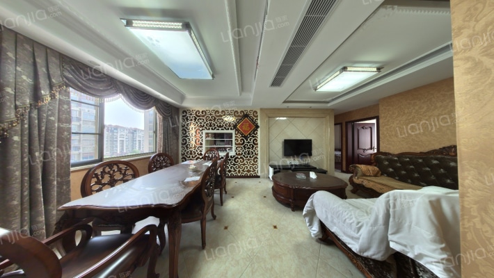 未来城二手房实景图