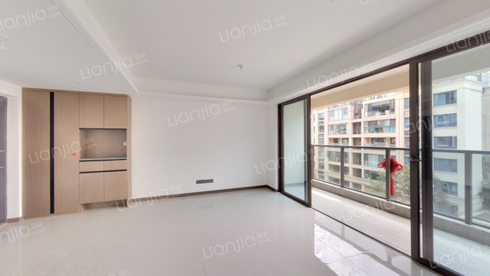 高新泷悦长安二期二手房实景图