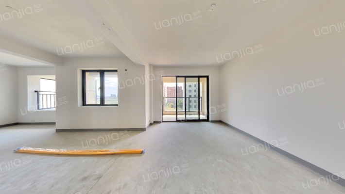 项隘馨园二手房实景图