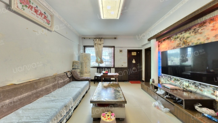 安顺路191号二手房实景图