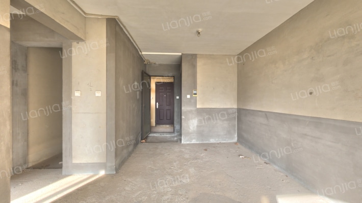 同创新作二手房实景图