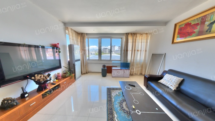 瑞麒佳苑二手房实景图