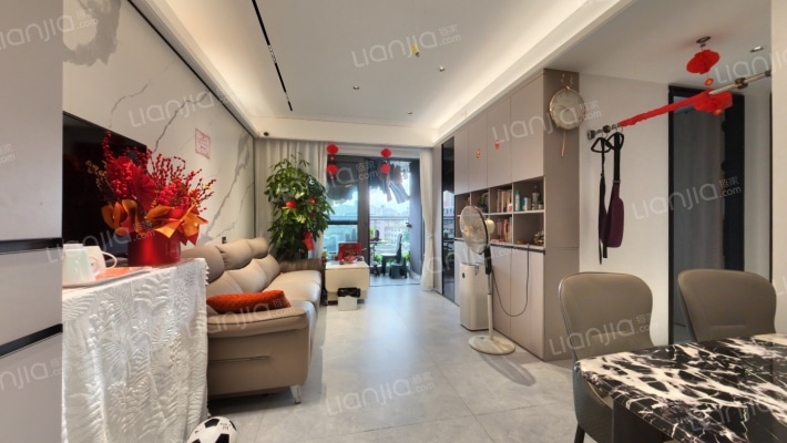 卓越和奕府一期二手房实景图