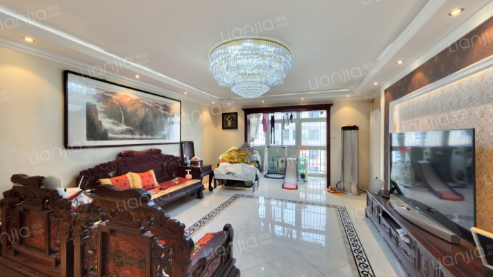 宏盛东区二手房实景图