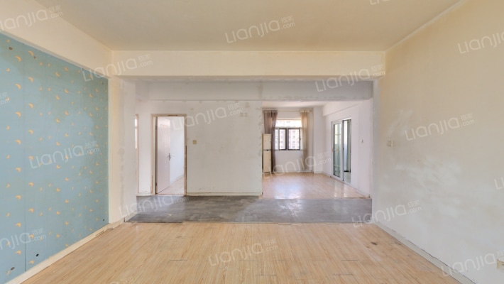 宝龙中央尊邸二手房实景图