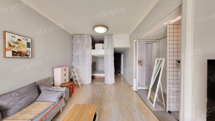 加州1号二手房实景图