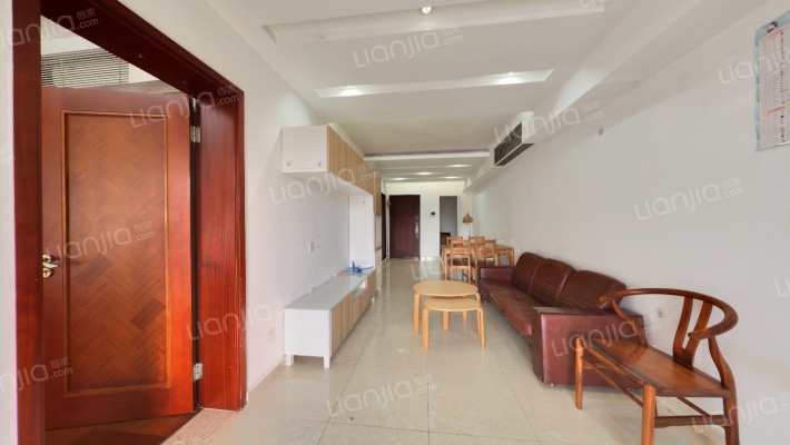 世纪假日广场二手房实景图