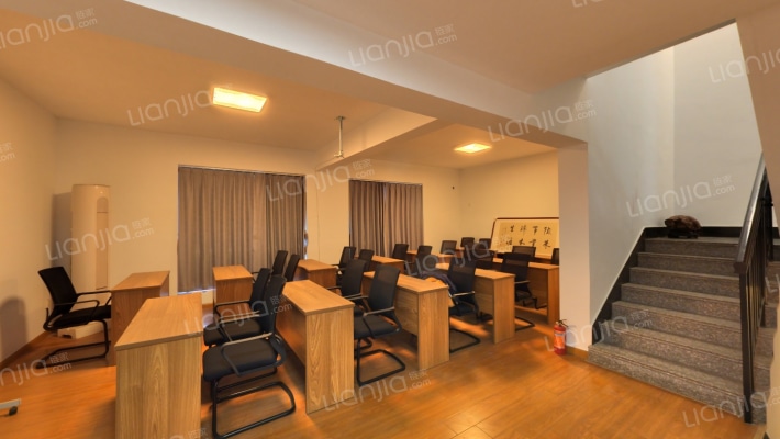 东江公寓二手房实景图