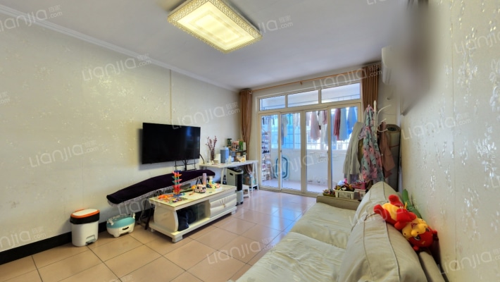 吐哈石油新村二手房实景图