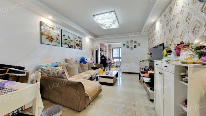 保利玫瑰之湾二手房实景图