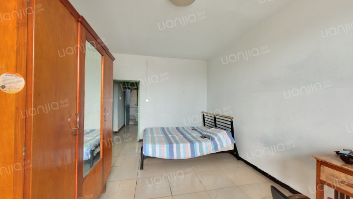 三四零一小区二手房实景图