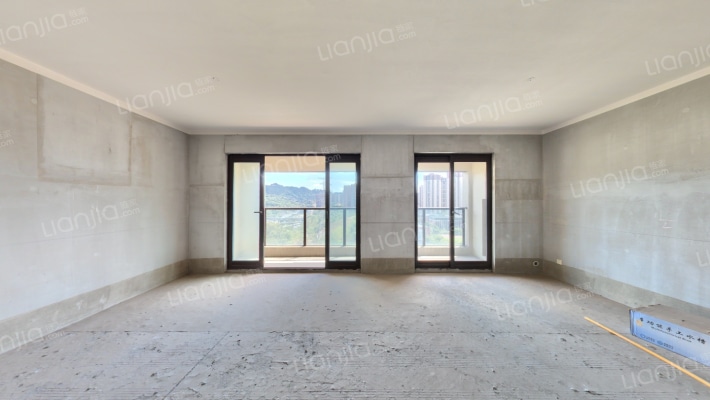 两岸风华二手房实景图