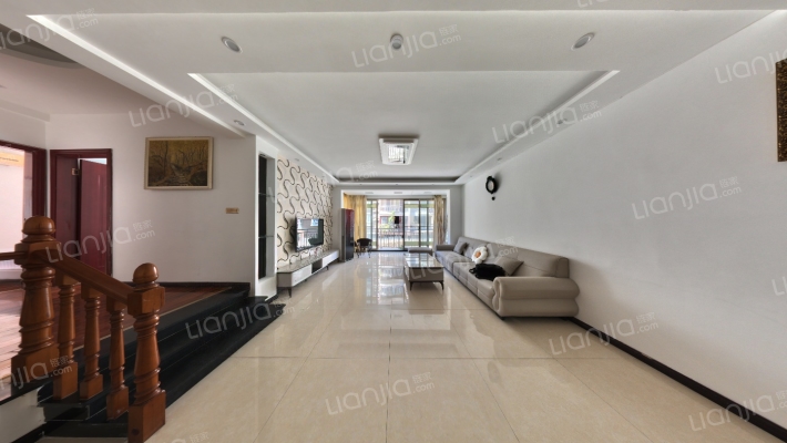 春天花园二手房实景图