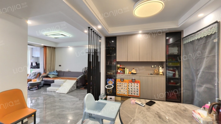 傅琎悦府二手房实景图