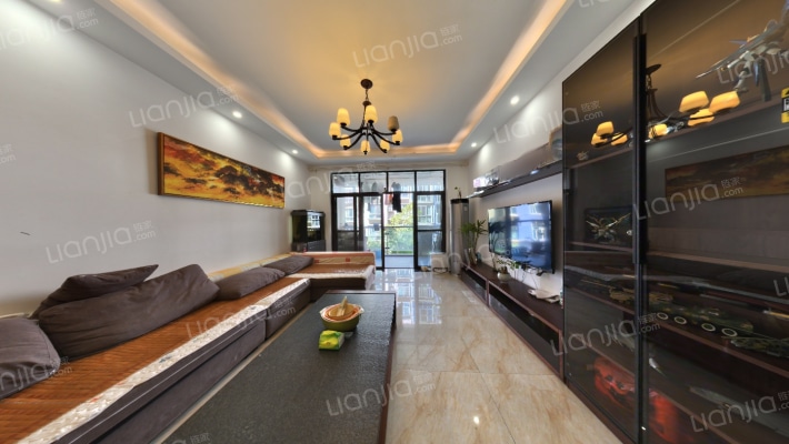 麒龙山水二手房实景图