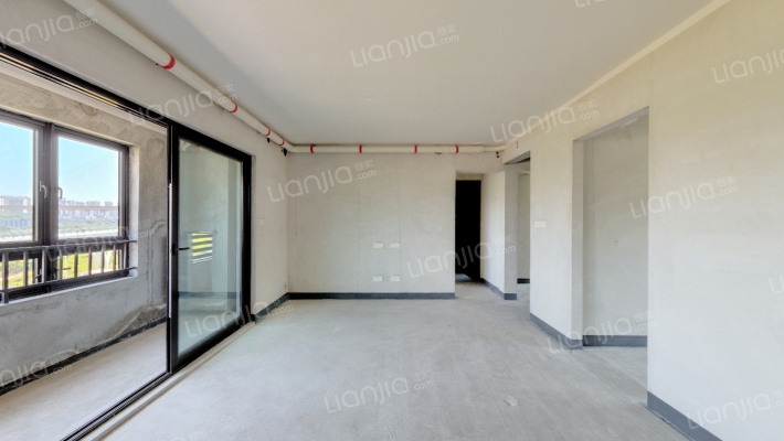 金地格林春岸三期二手房实景图