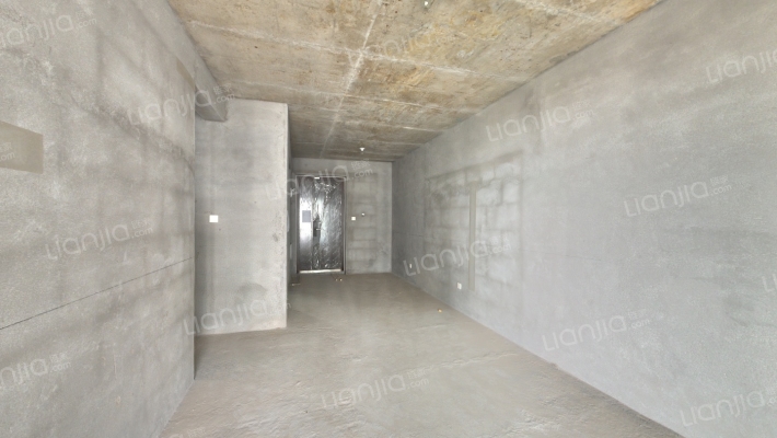 中房枫叶·云墅二手房实景图