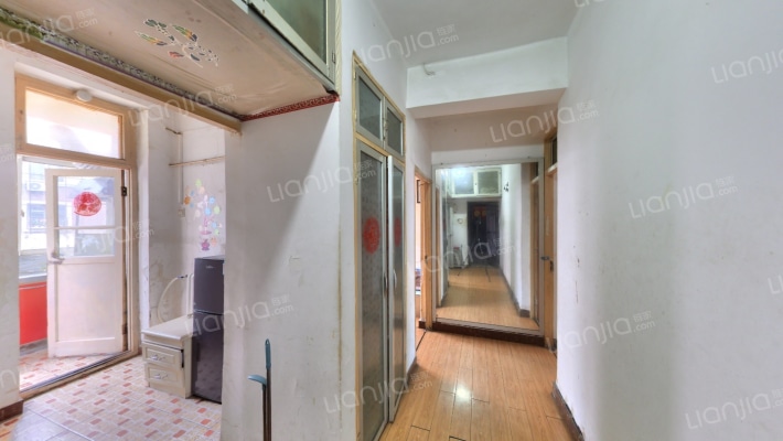 新风里二手房实景图