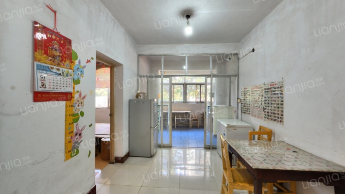 中建三局一公司住宅小区二手房实景图