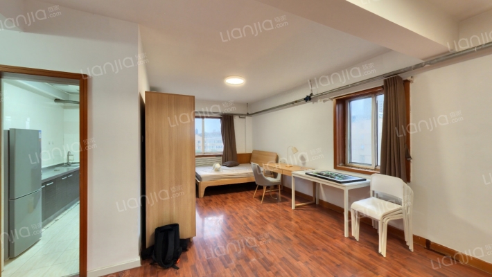 名都公寓二手房实景图