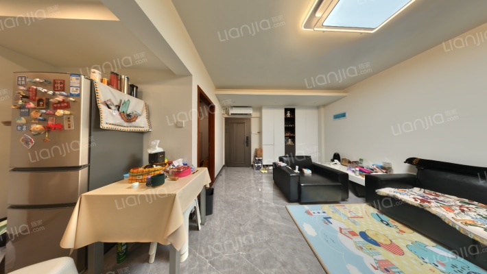 前海铂寓二手房实景图