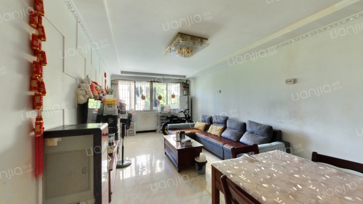 东方新苑二手房实景图