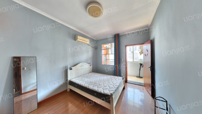 甘王新村二手房实景图