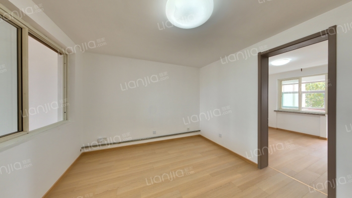 英雄山路124号二手房实景图