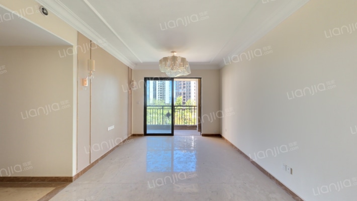 恒大云湖上郡御龙台3组团7.2期二手房实景图