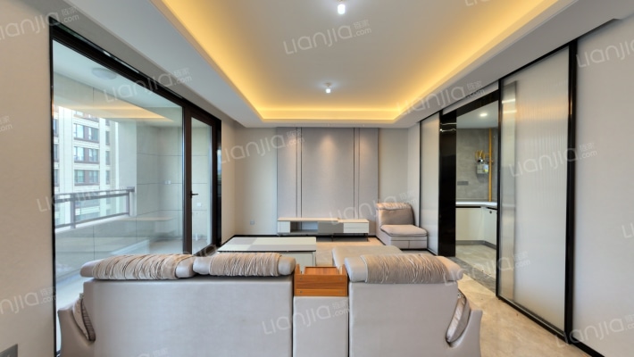 龙兴国际生态新城光宸二手房实景图