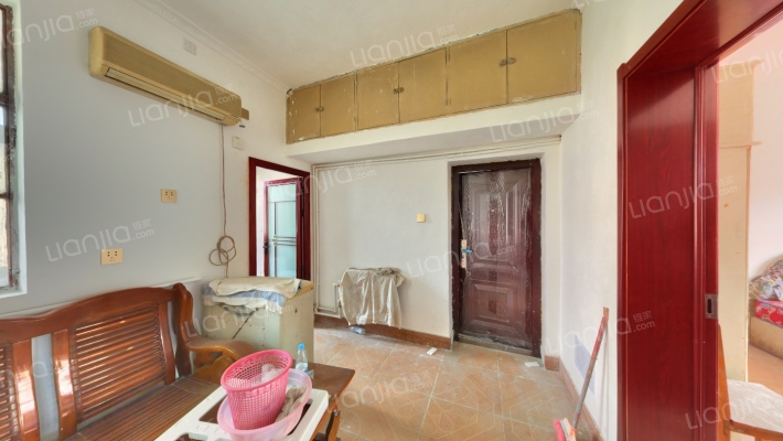 东工都市家苑北院二手房实景图