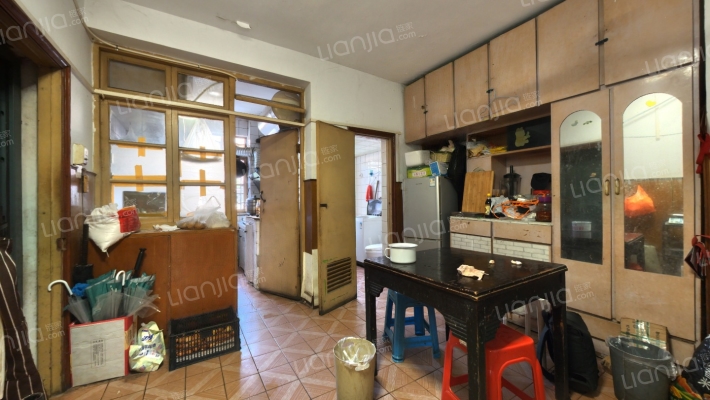 前管弄堂小区二手房实景图