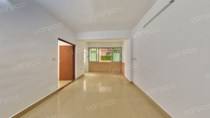 碧澳雅苑二手房实景图