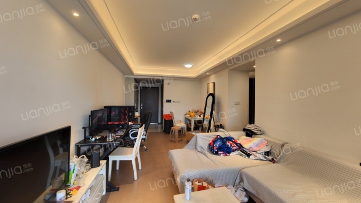 万科彩云湖二手房实景图