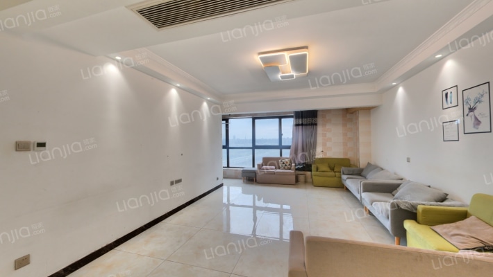 雨润星雨华府二手房实景图