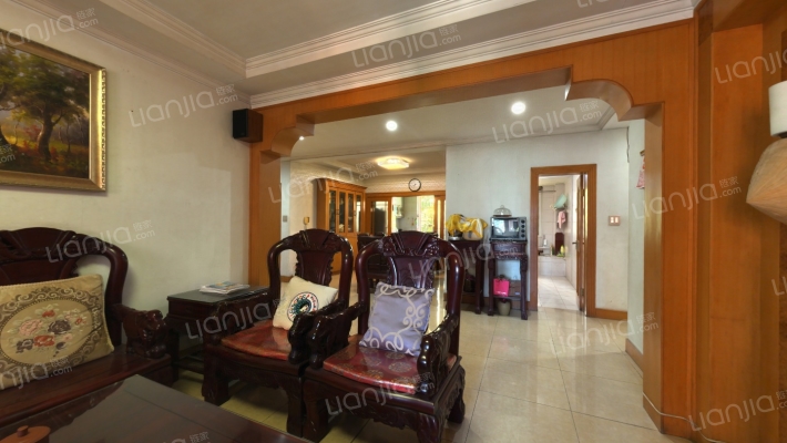 龙发花园二手房实景图