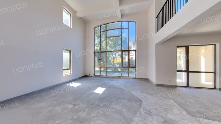 雅戈尔香湖丹堤一期二手房实景图