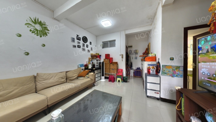 灵芝新村二手房实景图