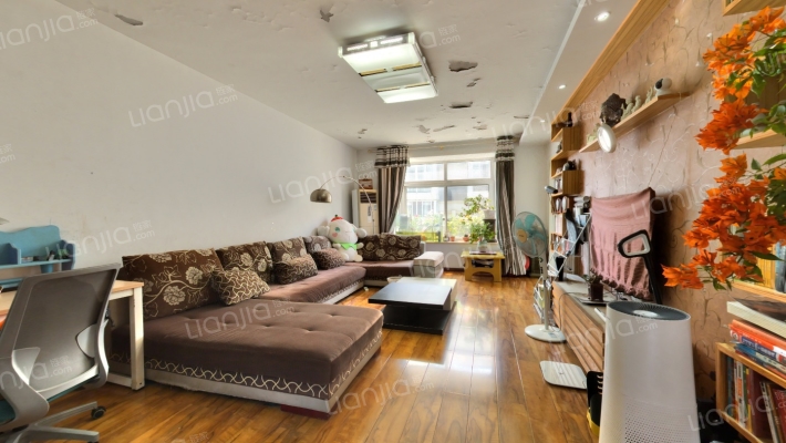 松涛苑D区二手房实景图