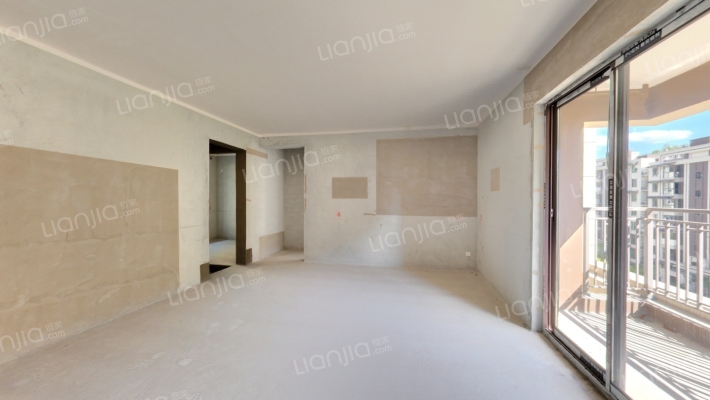 中骏弘阳樾景台三期二手房实景图