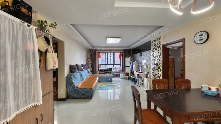 铭城16号二手房实景图