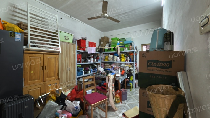 中南市政院小区二手房实景图