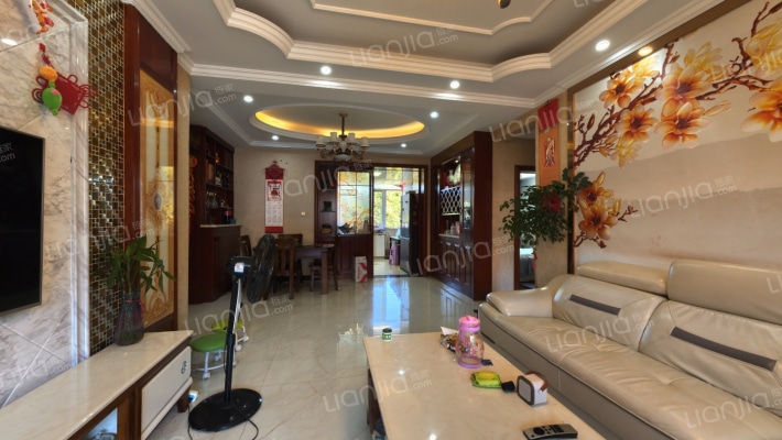 伊甸山庄二手房实景图