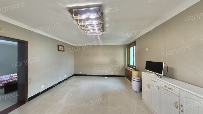 紫铭路黄河新村二手房实景图